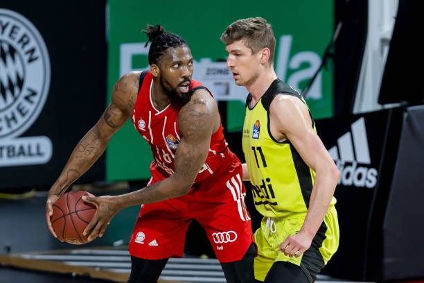 都可以为梅 都可以为梅